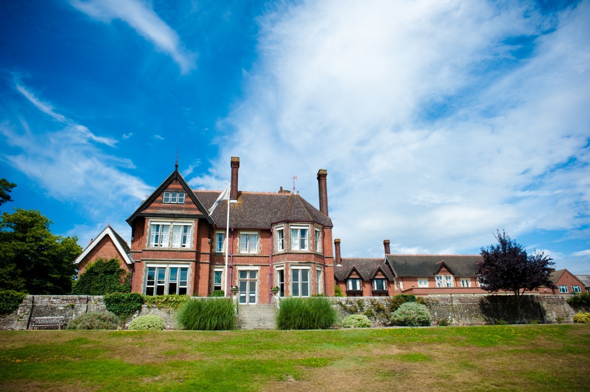 Pilgrims English Language Courses Kent College Pembury pilgrims-english-language-courses-kent-college-pembury